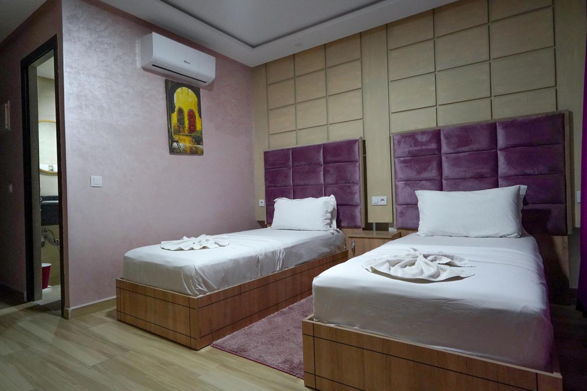 Fekri Hotel 梅克内斯 外观 照片