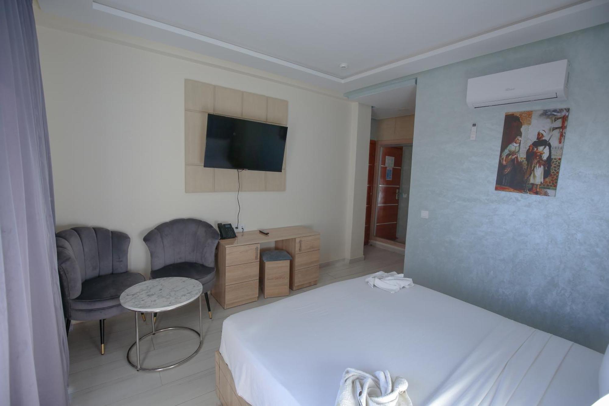 Fekri Hotel 梅克内斯 外观 照片