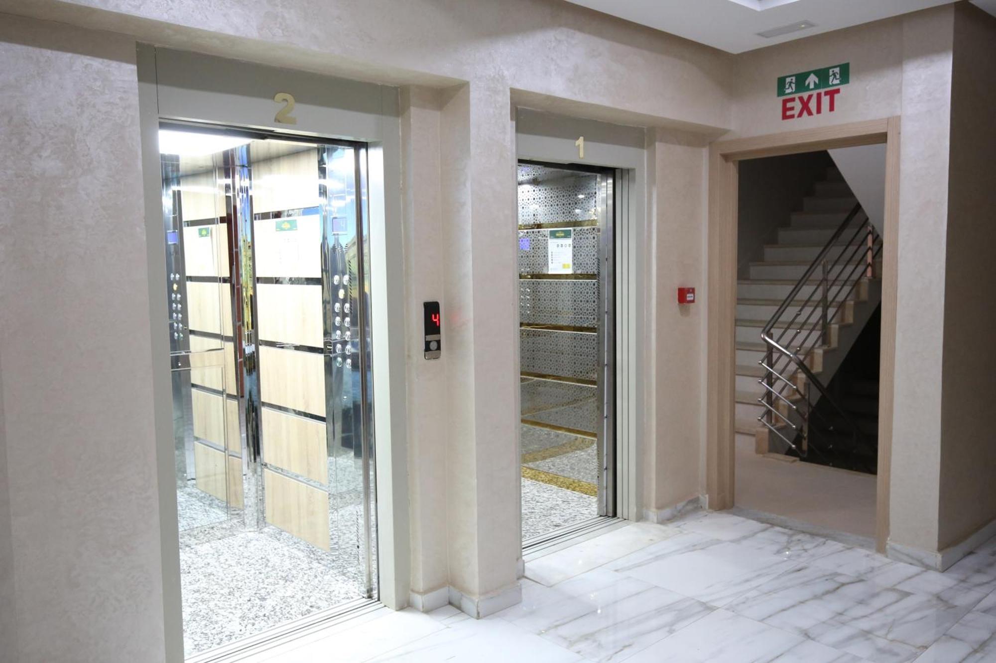 Fekri Hotel 梅克内斯 外观 照片